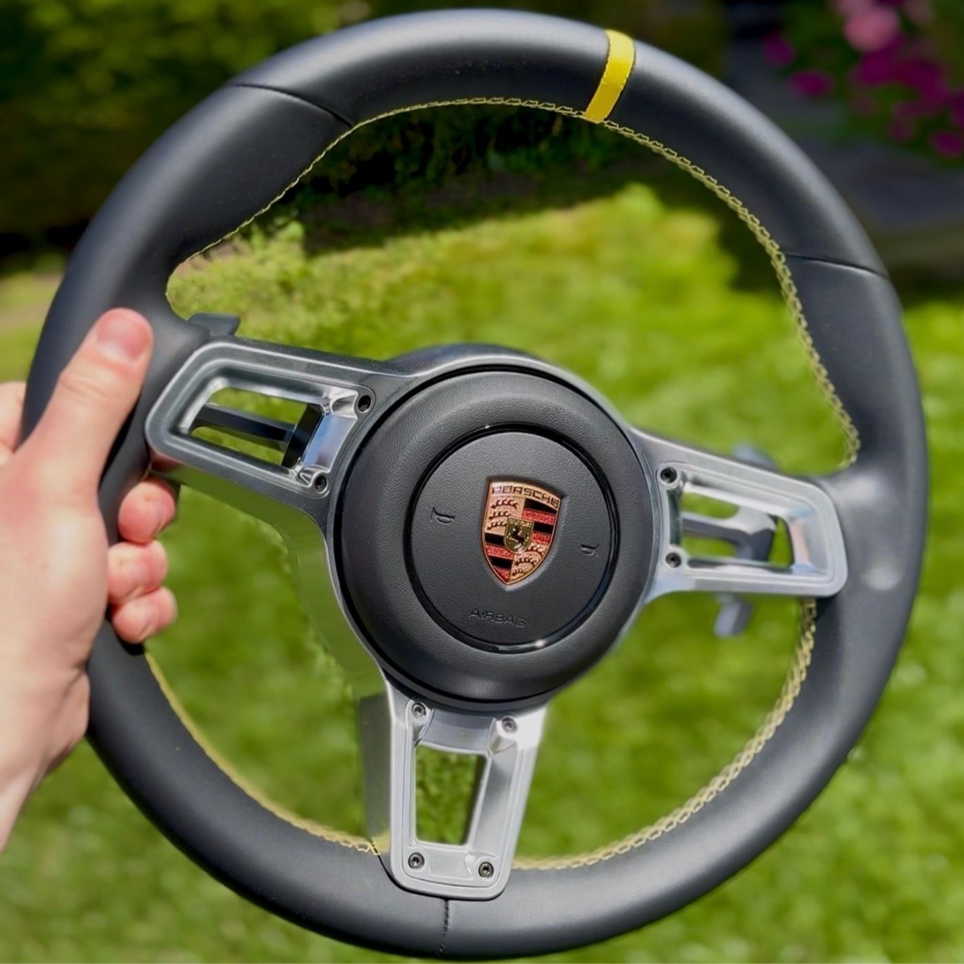 Full-grain leather NOON wheel